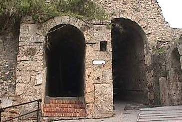 This is the Marina Gate. One of several portals to the city. The gates were named according to where they would lead you. For instance, the Marina Gate faced the sea, while the Vesuvio Gate faced Mt. Vesuvius.