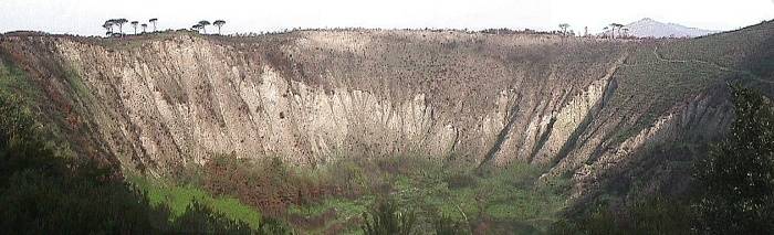 Monte Nuevo {Nuovo?} – The Newest Volcano in the Phlegrean Fields